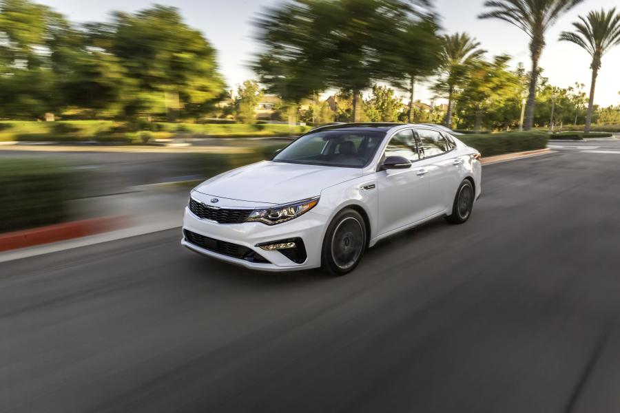  Kia Optima SX Turbo (JF) 2018 года  (NA) (фото 30 из 40)